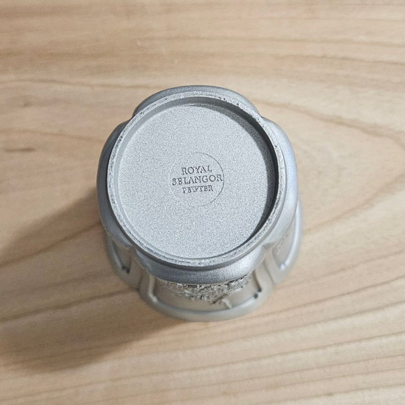 Royal Selangor Pewter Four Seasons Cup Embossed Floral Panel Tumbler - Picture 6 of 7